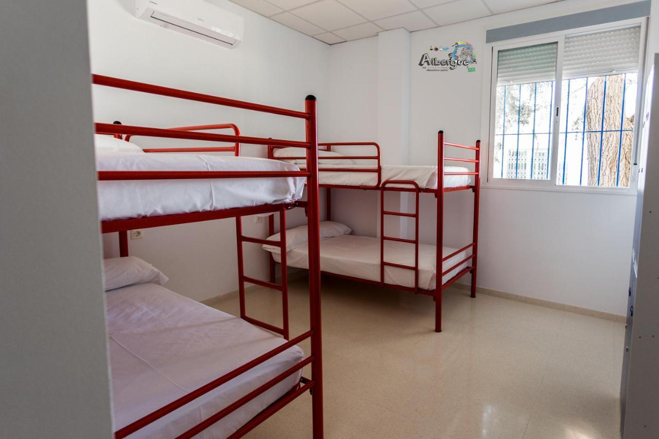Albergue Multiaventura Active Andalucia Almodóvar del Río Zewnętrze zdjęcie