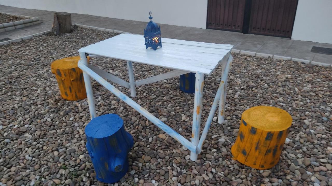 Albergue Multiaventura Active Andalucia Almodóvar del Río Zewnętrze zdjęcie