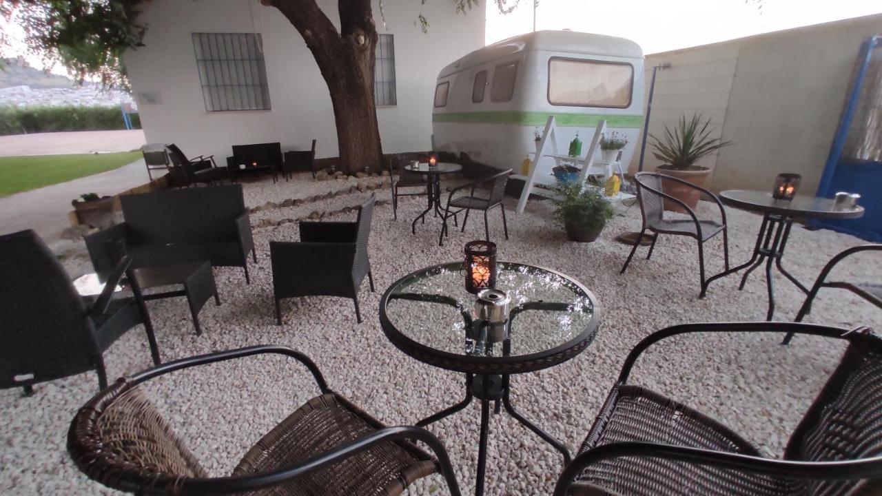 Albergue Multiaventura Active Andalucia Almodóvar del Río Zewnętrze zdjęcie